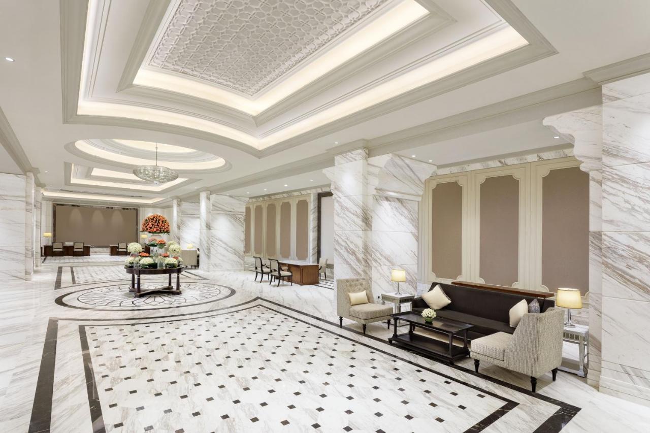 加尔各答itc皇家孟加拉豪华精选酒店 外观 照片 The lobby of the hotel
